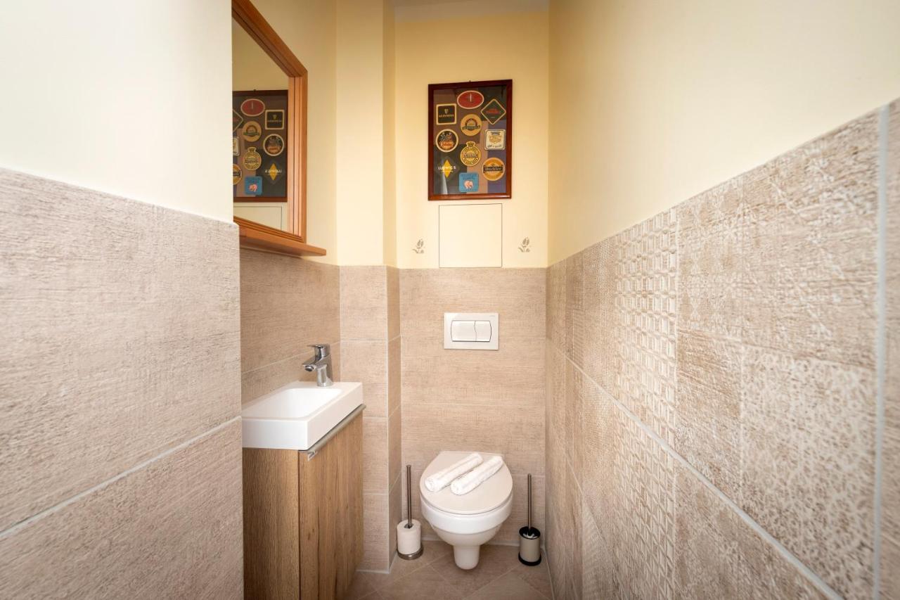 Paha-Paha Modern Apartment With Sea View, Fast Wi-Fi, And Free Parking! 里耶卡 外观 照片