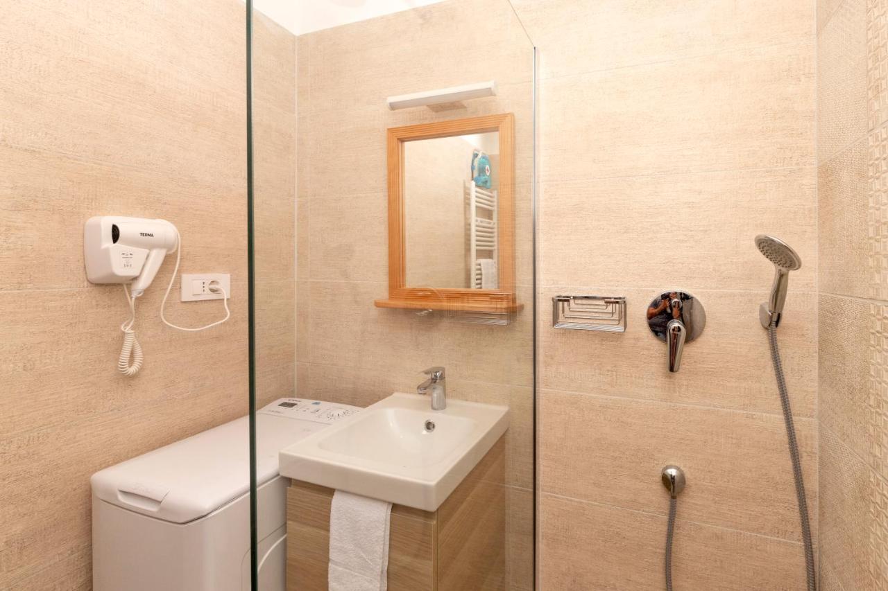 Paha-Paha Modern Apartment With Sea View, Fast Wi-Fi, And Free Parking! 里耶卡 外观 照片